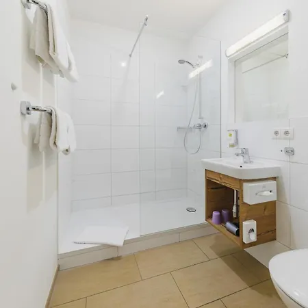 Hotel Engel - Self Checkin 2*