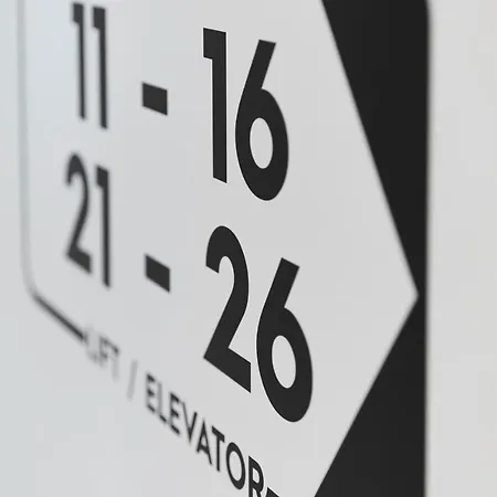 Engel - Self Checkin Hotel